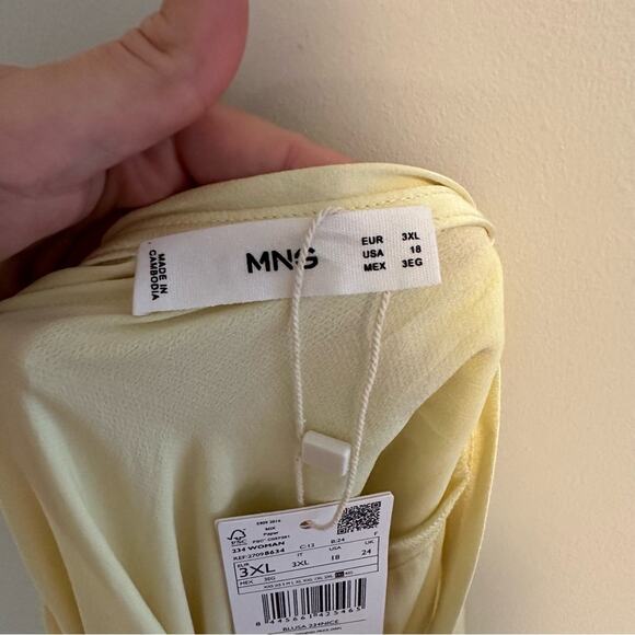 NWT MNG Yellow Satin Blouse 18 - Picture 6 of 7